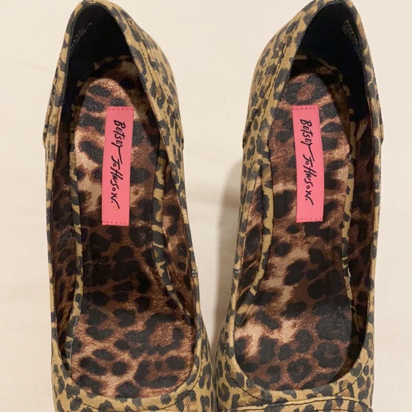 Betsy johnson wedges size 8.5 - Picture 3 of 7